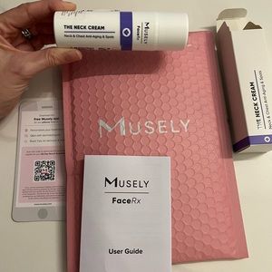 NEVER opened MUSELY Neck Cream